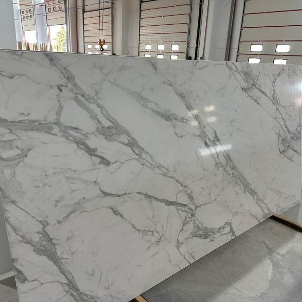slabs for furnitures / quartz / porcelain / corian manufacturer in Turkey