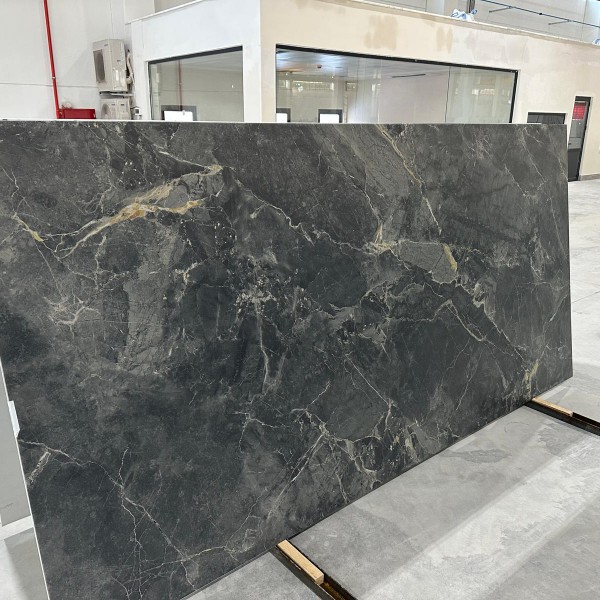 slabs for furnitures / quartz / porcelain / corian manufacturer in Turkey