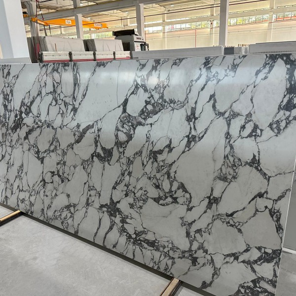 slabs for furnitures / quartz / porcelain / corian manufacturer in Turkey